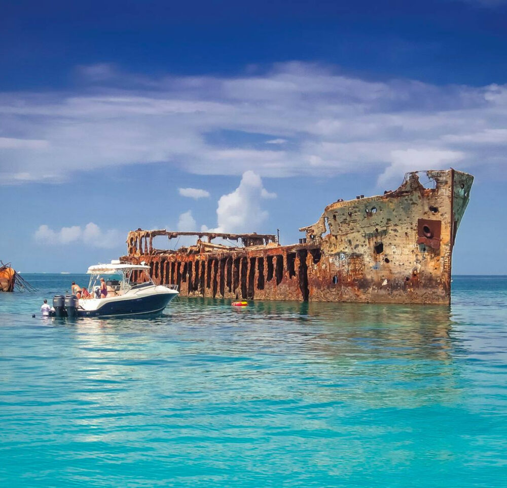 About Bimini Cove Resort amp Marina - About Int 02 1000x964